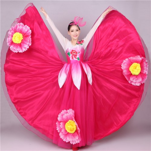 Women's flamenco dresses red yellow pink Spanish folk bull dance petals long length singers chorus opening dancing ballroom dress